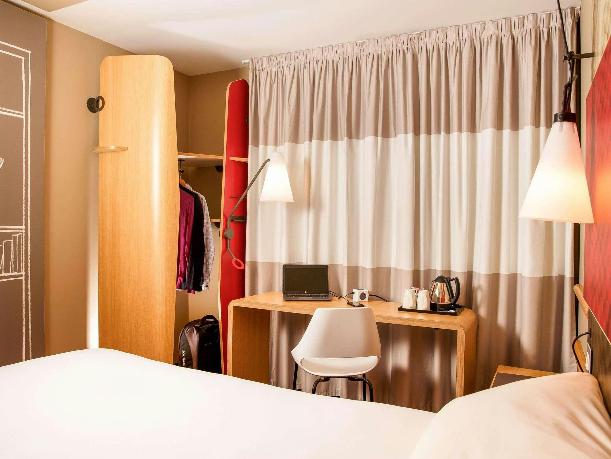 Hotel Ibis Cambridge Central Station photo 5