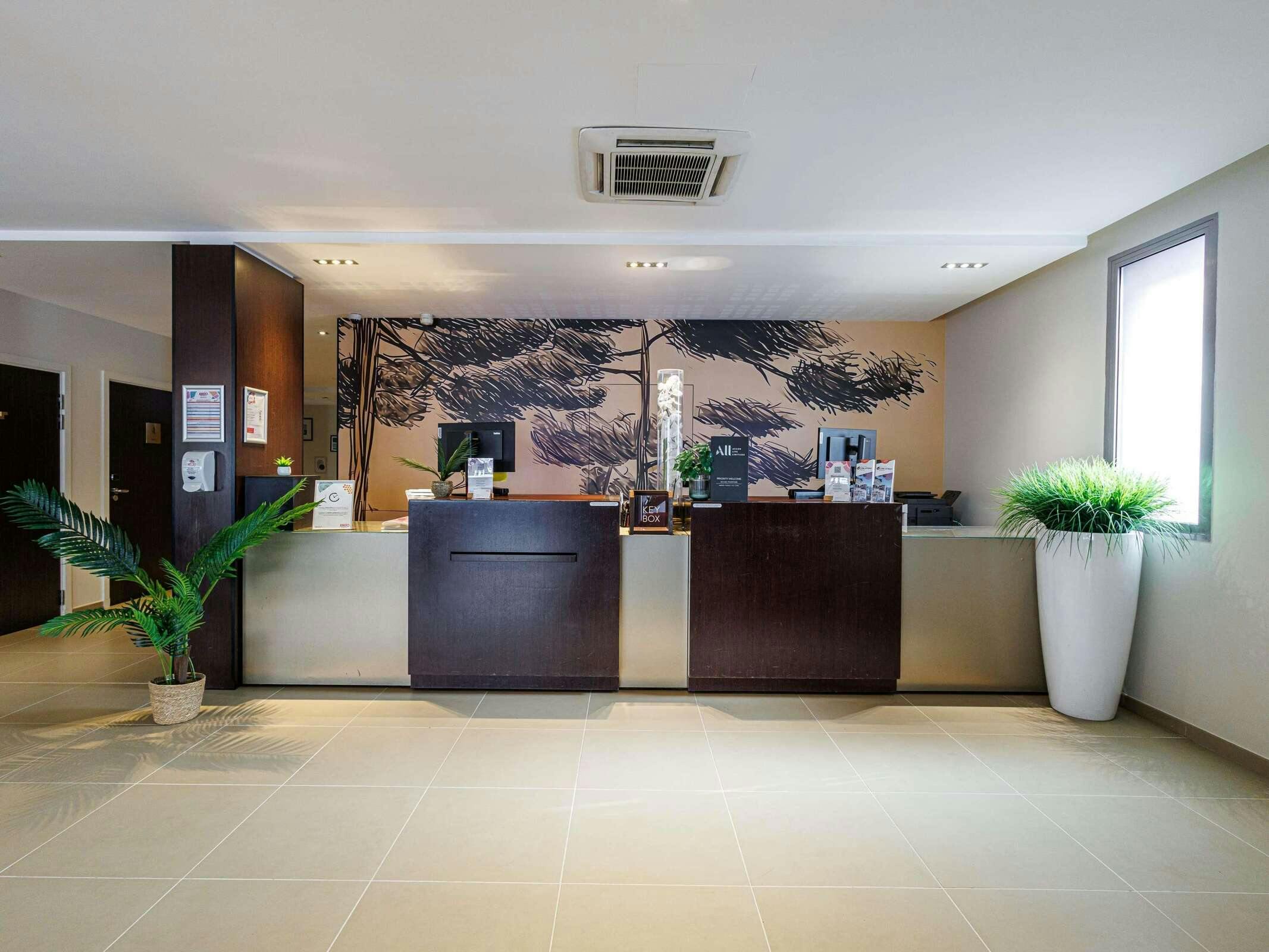 Hotel Aparthotel Adagio Nice Centre photo 1