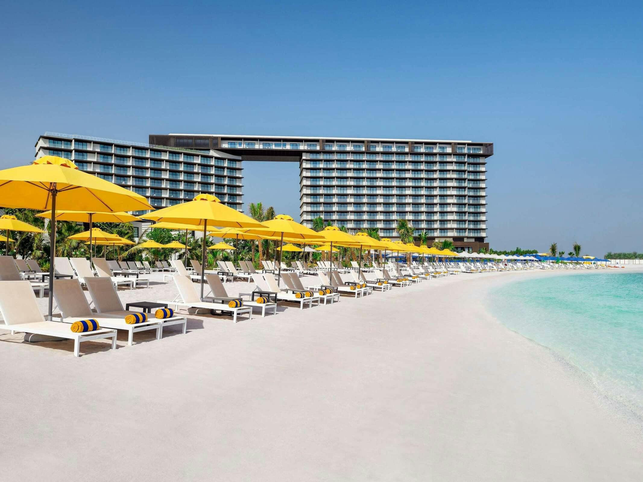 Hotel Mövenpick Resort Al Marjan Island photo 1