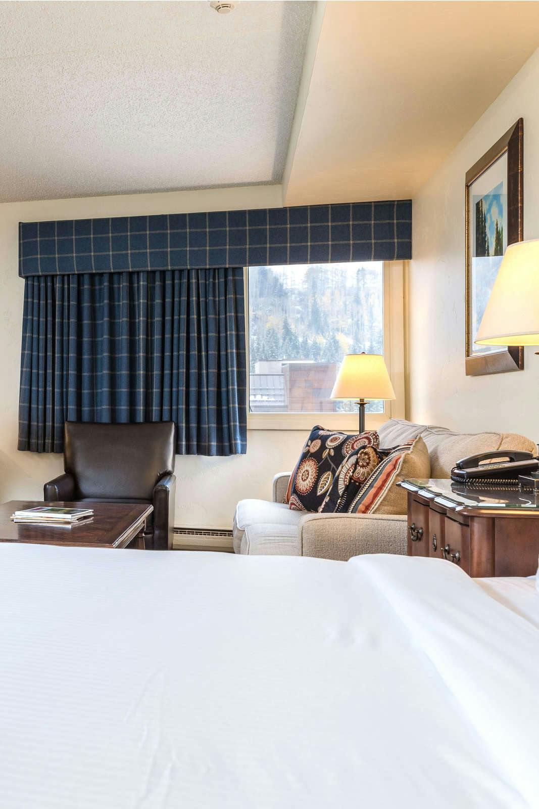 Hotel Evergreen Lodge photo 3