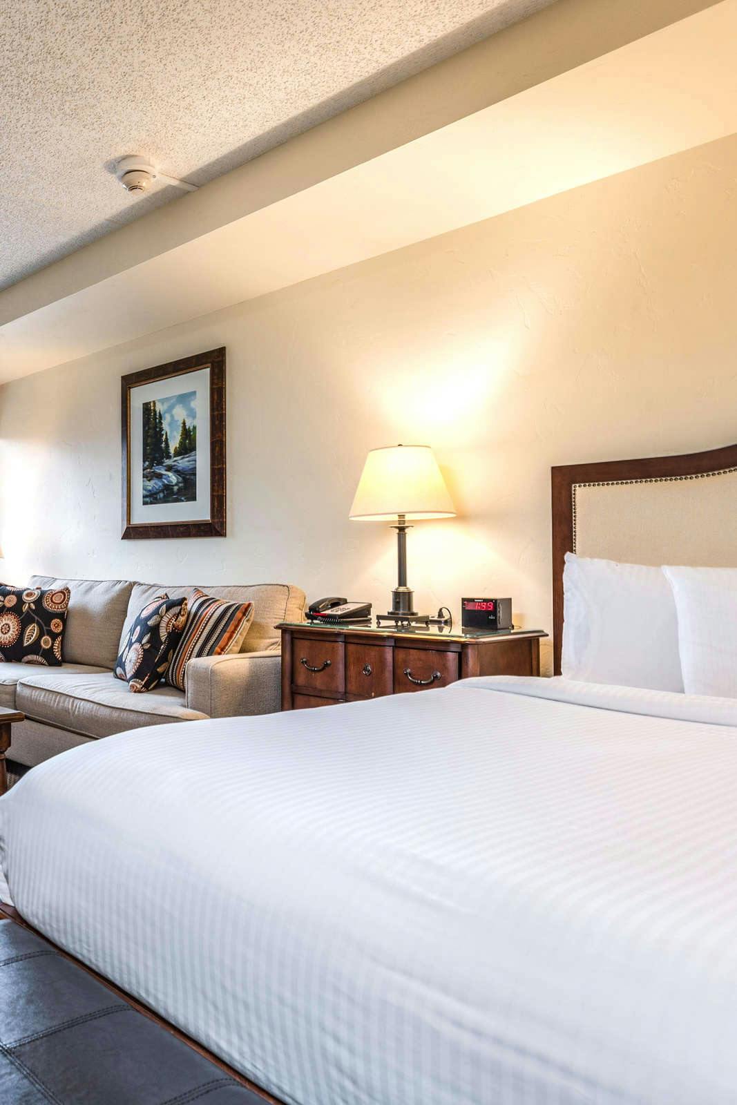 Hotel Evergreen Lodge photo 2