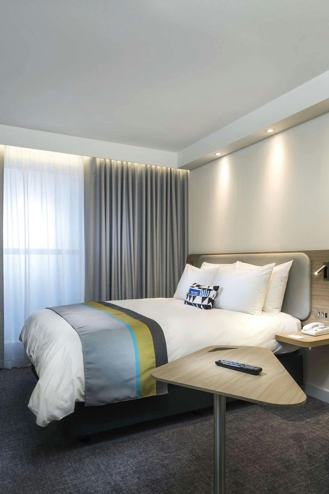 Hotel Holiday Inn Express Ringsheim photo 1