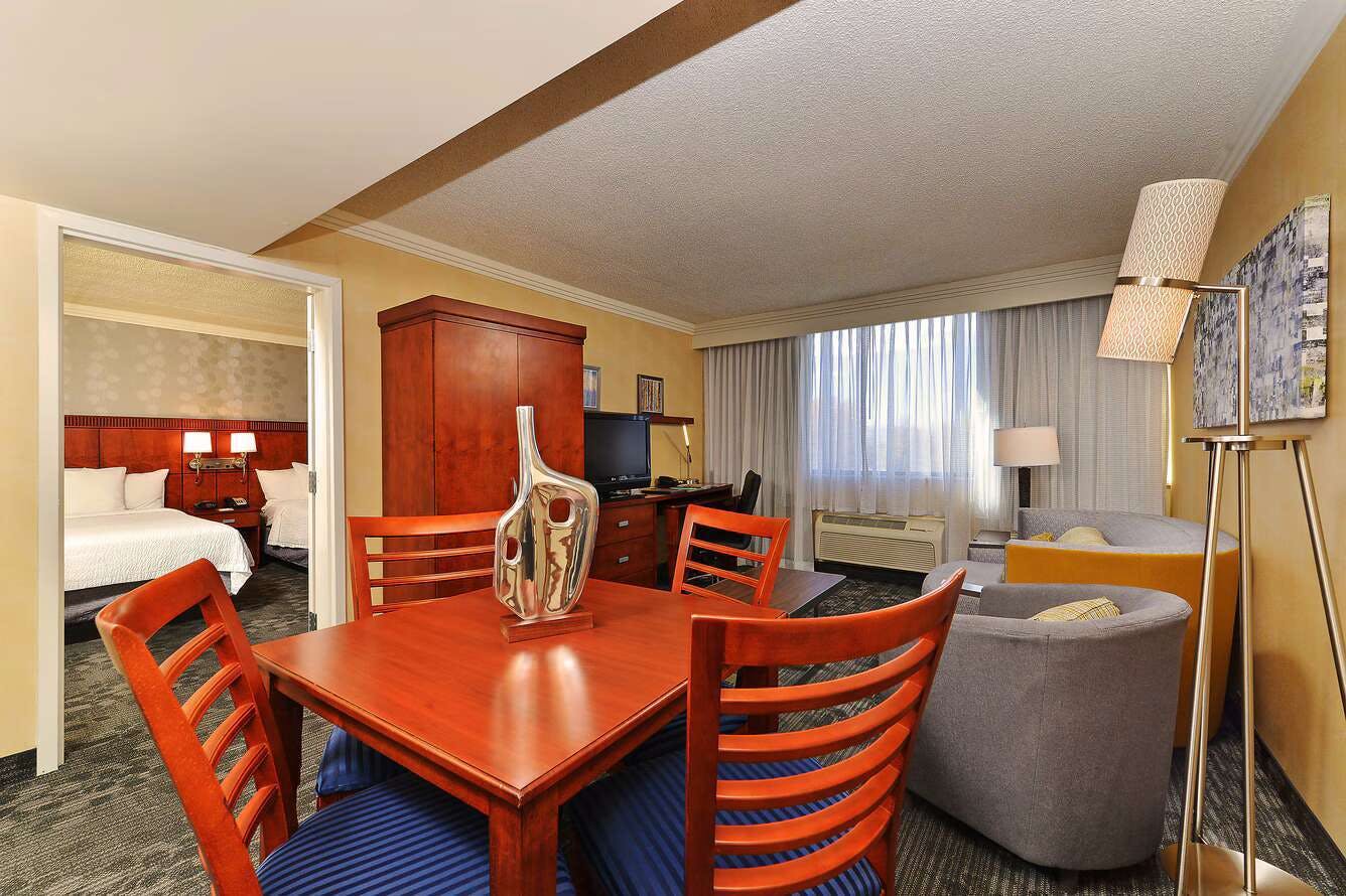 Hotel Courtyard by Marriott Denver Cherry Creek photo 4