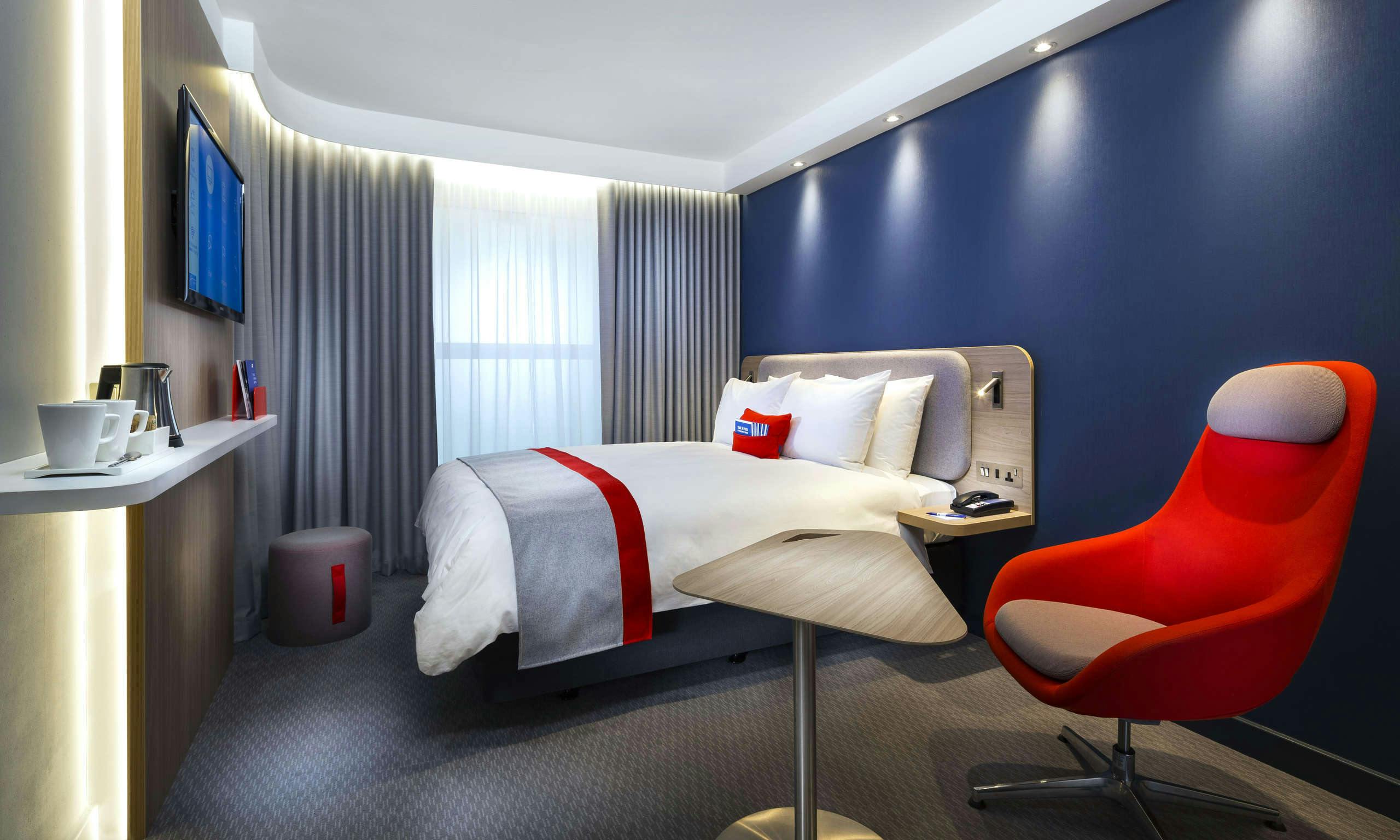 Holiday Inn Express London Heathrow T4