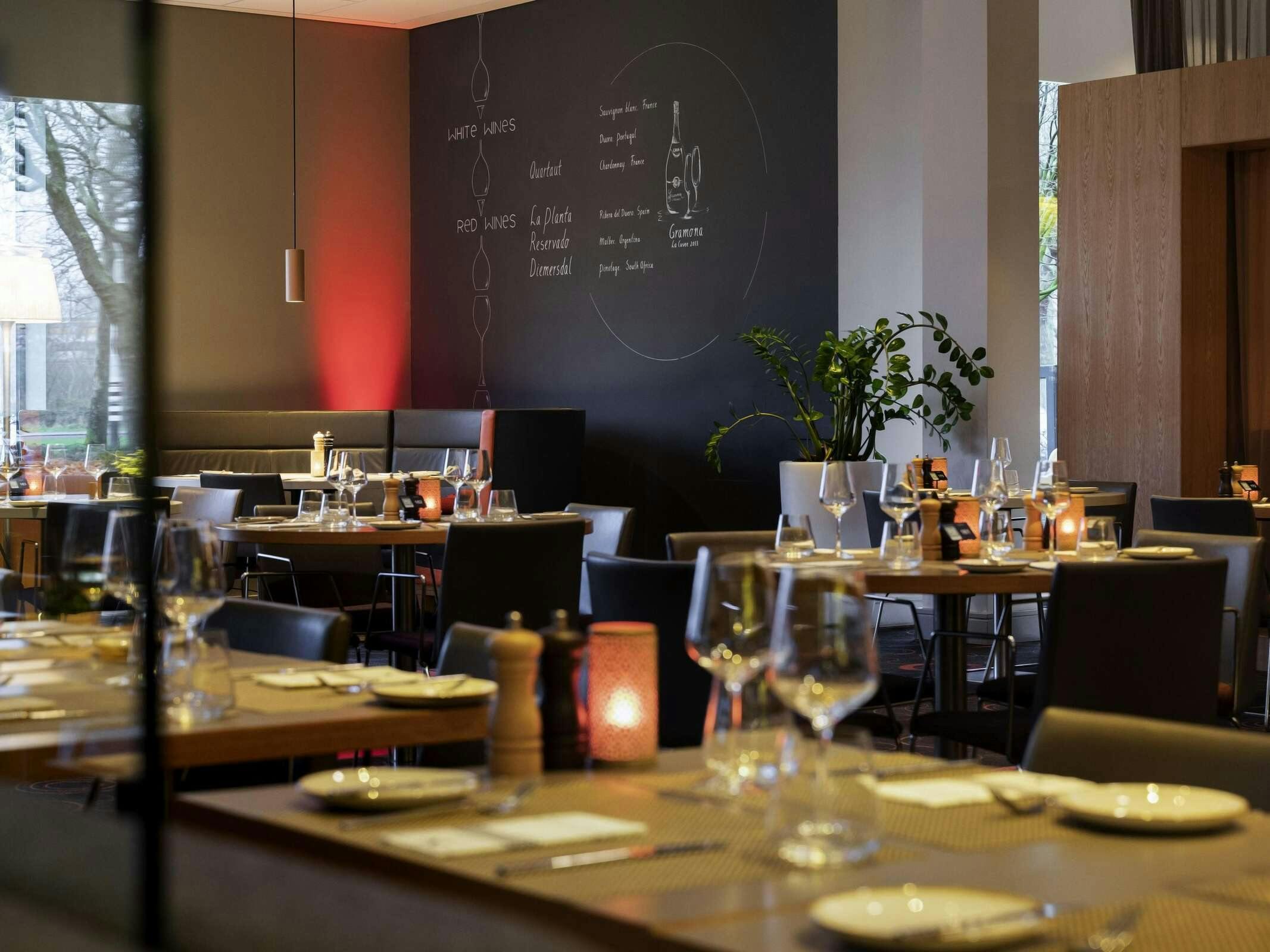 Hotel Novotel Amsterdam City photo 1