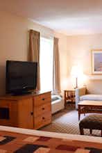 Hotel CrestHill Suites Syracuse photo 3