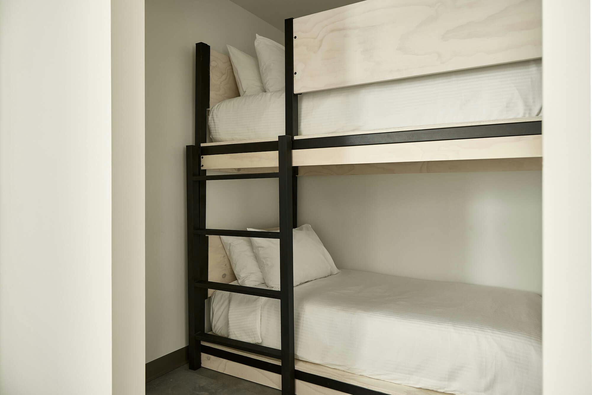 Hotel AutoCamp Sequoia photo 4