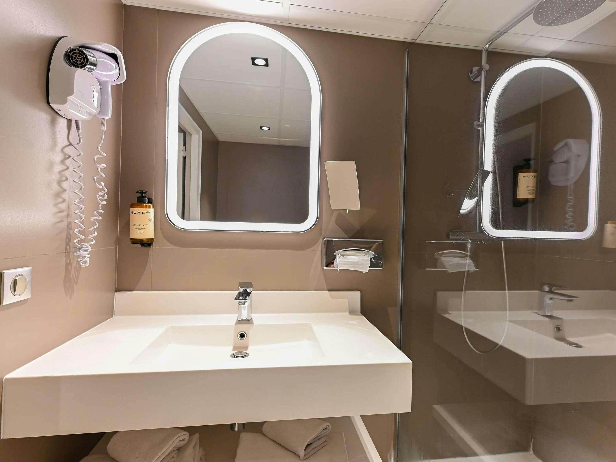 Hotel Hôtel Mercure Blois Centre photo 4