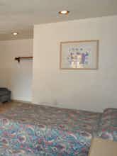 Hotel California Suites Motel photo 2
