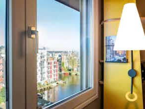 Hotel Ibis Amsterdam Centre Stopera photo 5