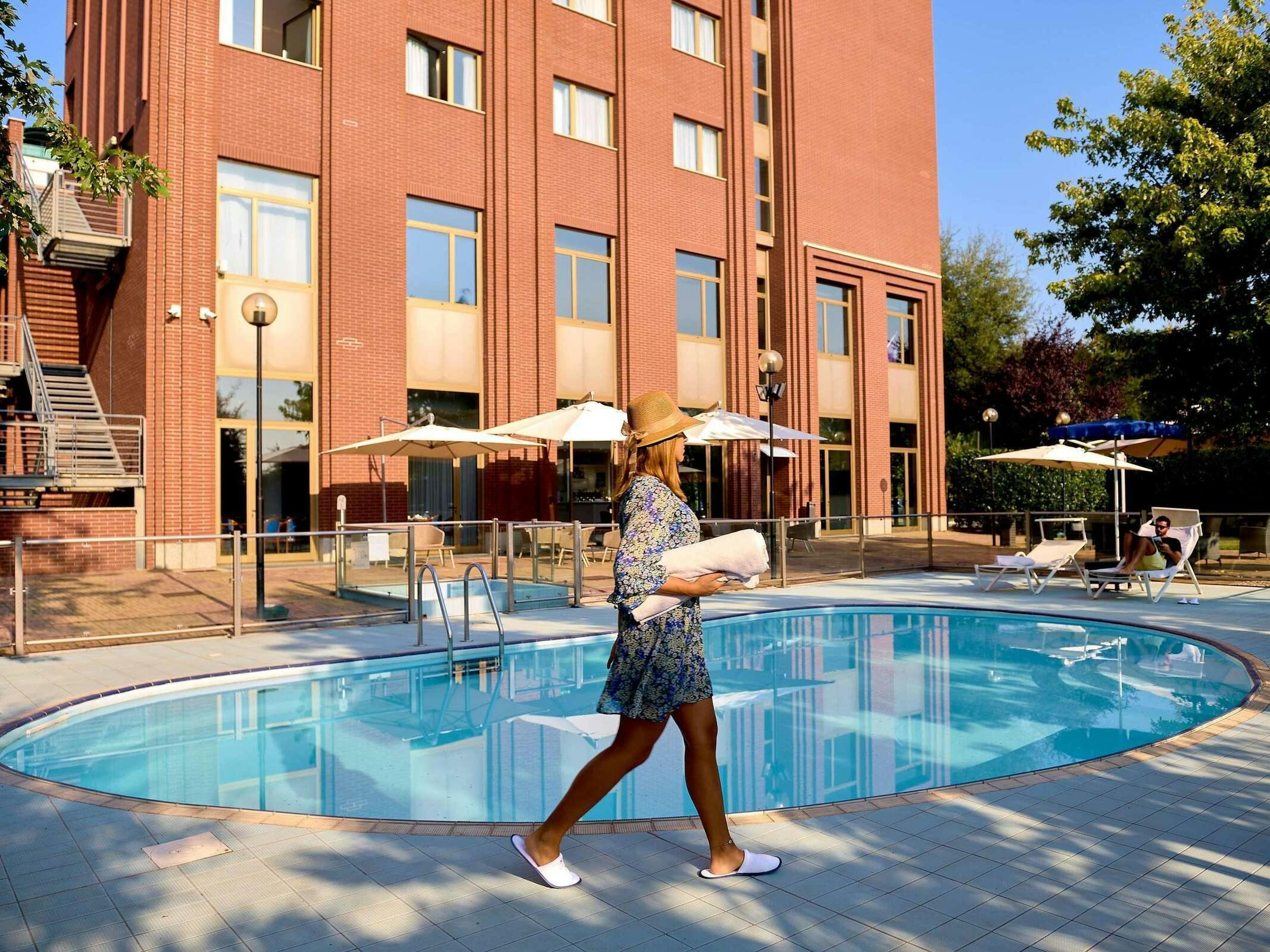 Hotel Novotel Torino Corso Giulio Cesare photo 2