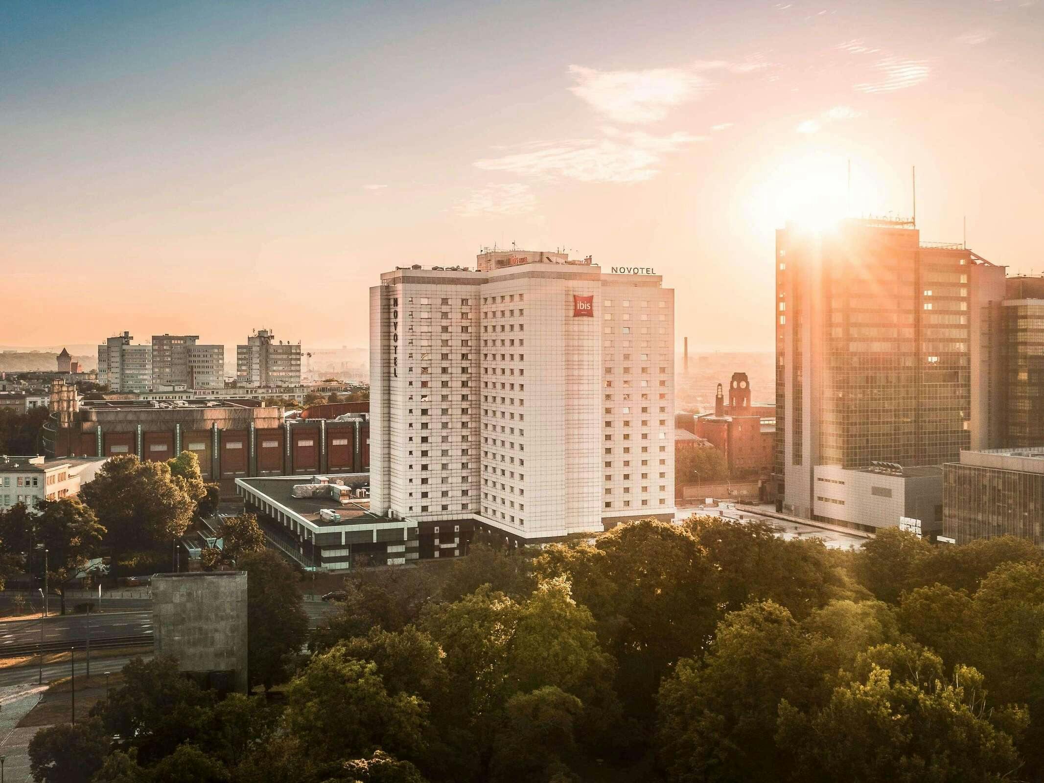 Hotel Novotel Poznan Centrum photo 2