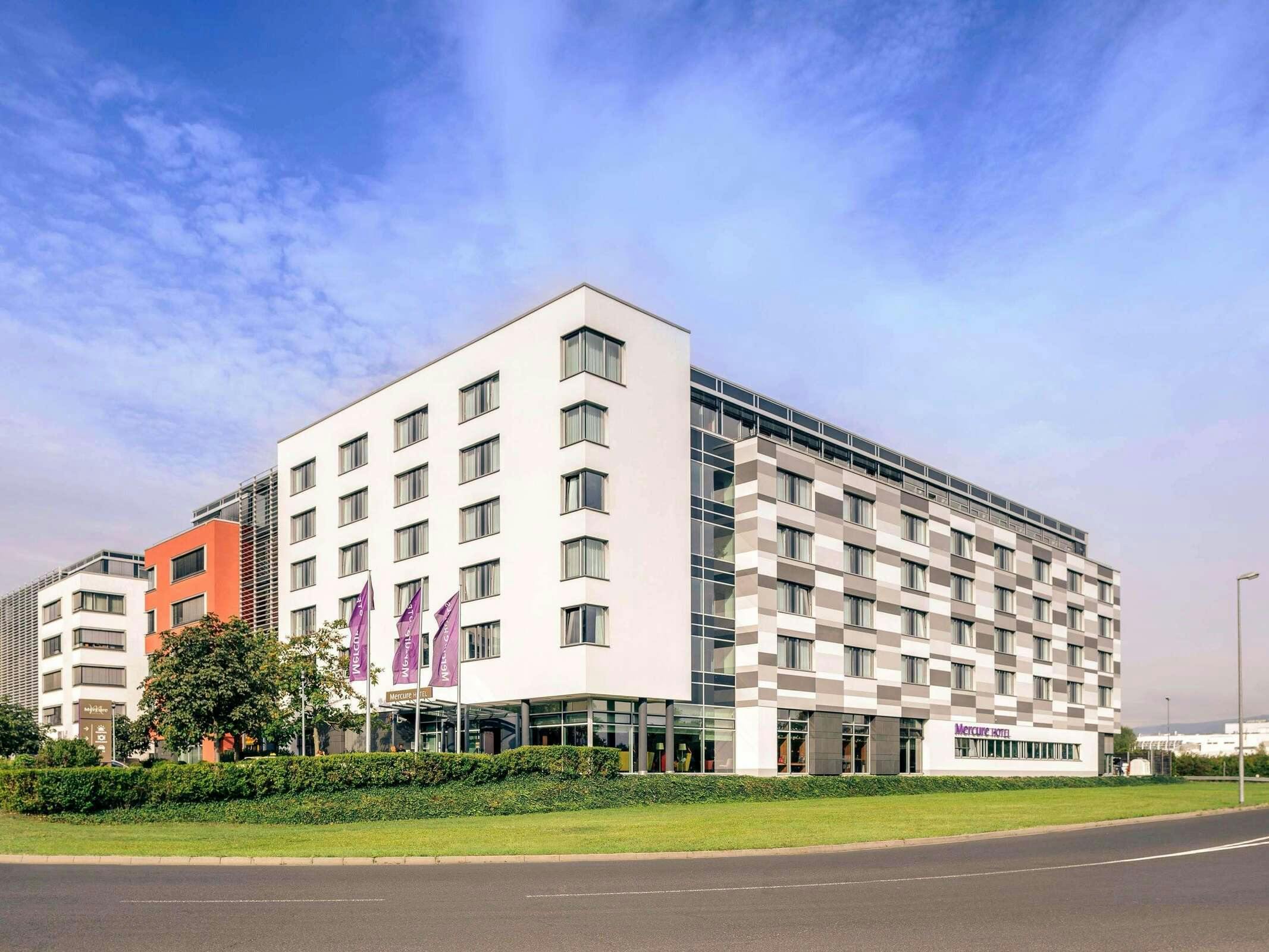 Hotel Mercure Hotel Frankfurt Eschborn Helfmann Park photo 2