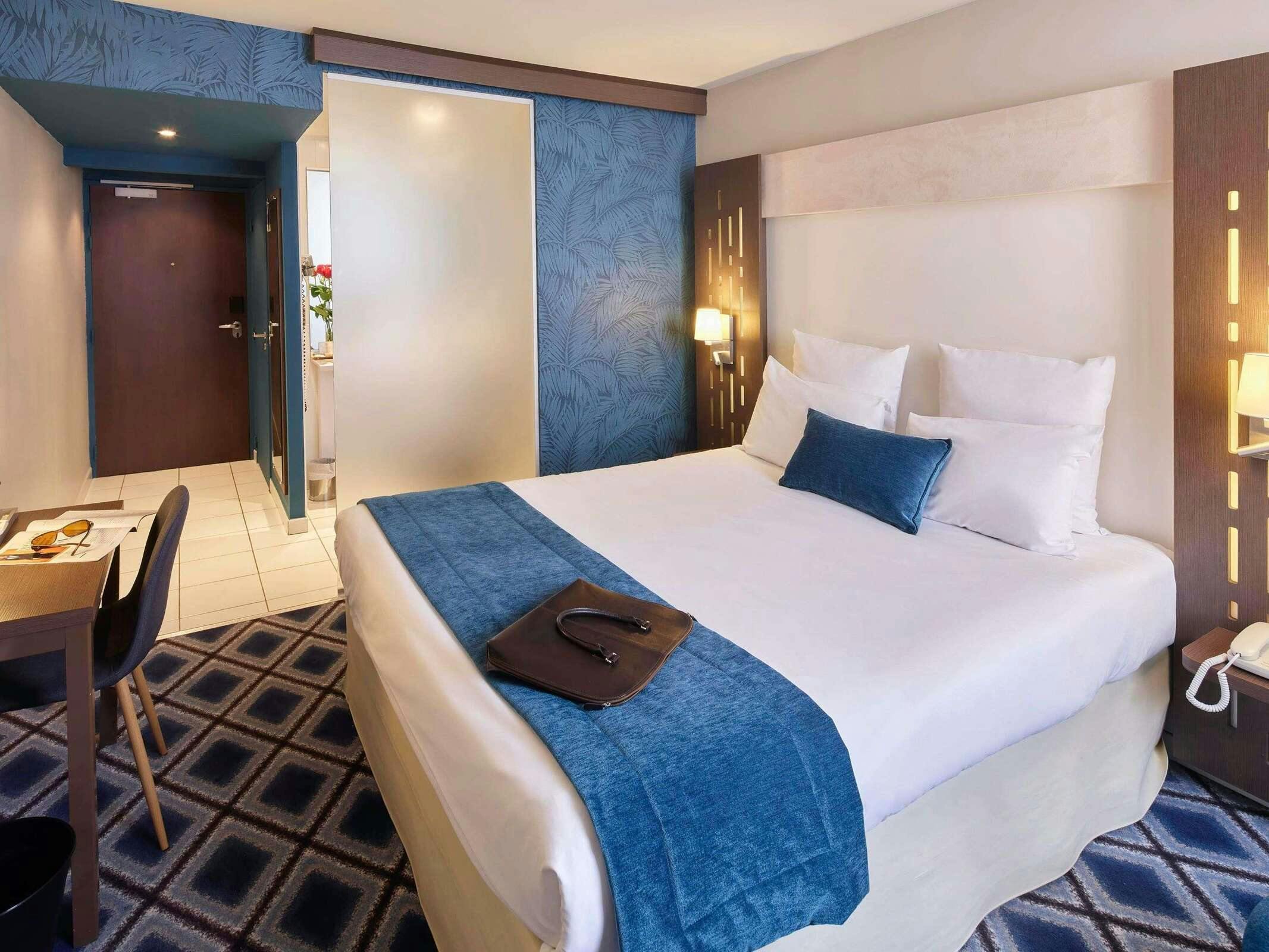 Hotel Hôtel Mercure Chartres Centre Cathédrale photo 3
