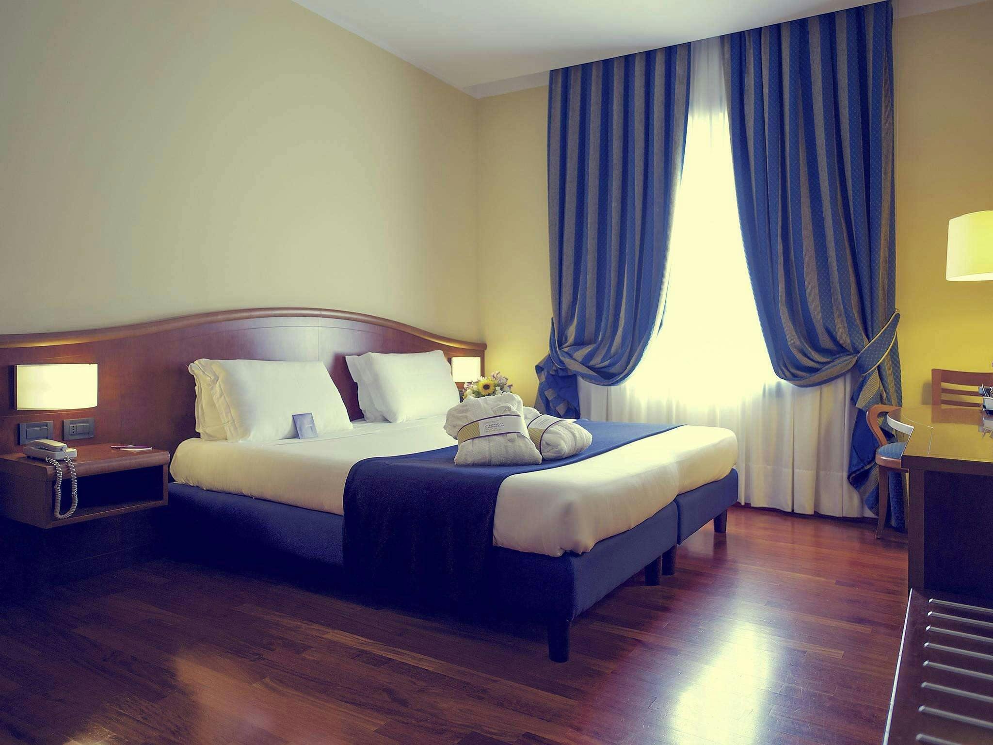 Hotel Mercure Genova San Biagio photo 1