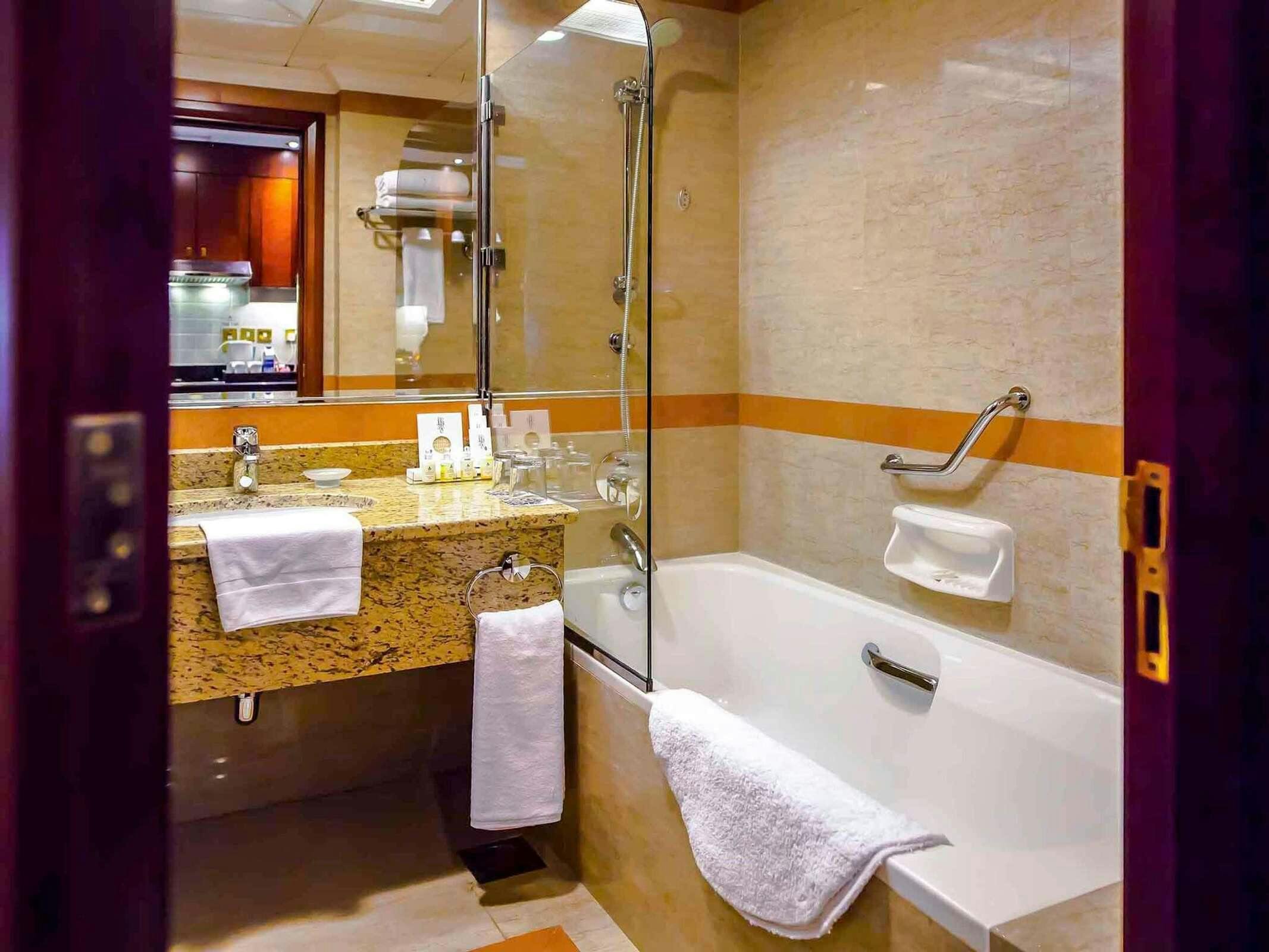 Hotel Majlis Grand Mercure Residence A photo 5