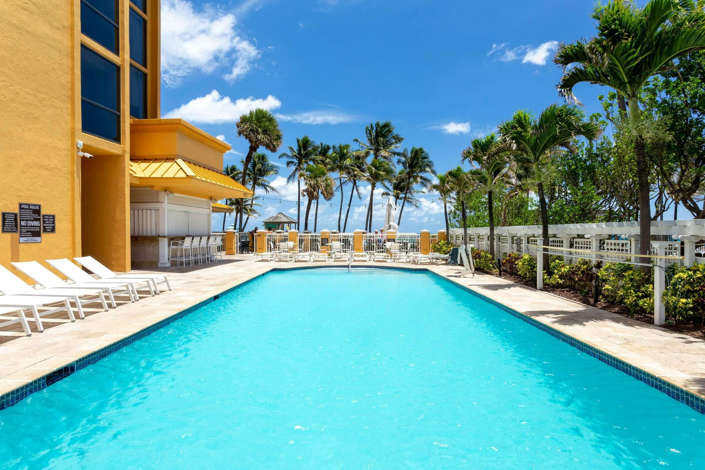 Hotel Wyndham Deerfield Beach Resort photo 5
