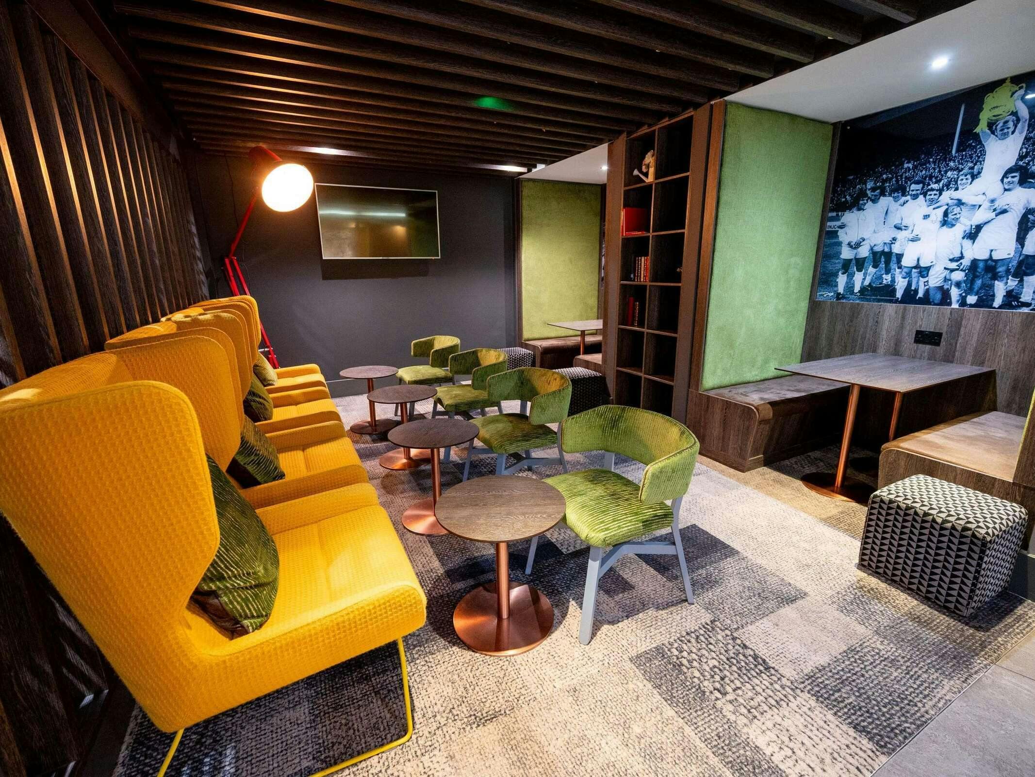 Hotel Ibis Styles Leeds City Centre Arena photo 2