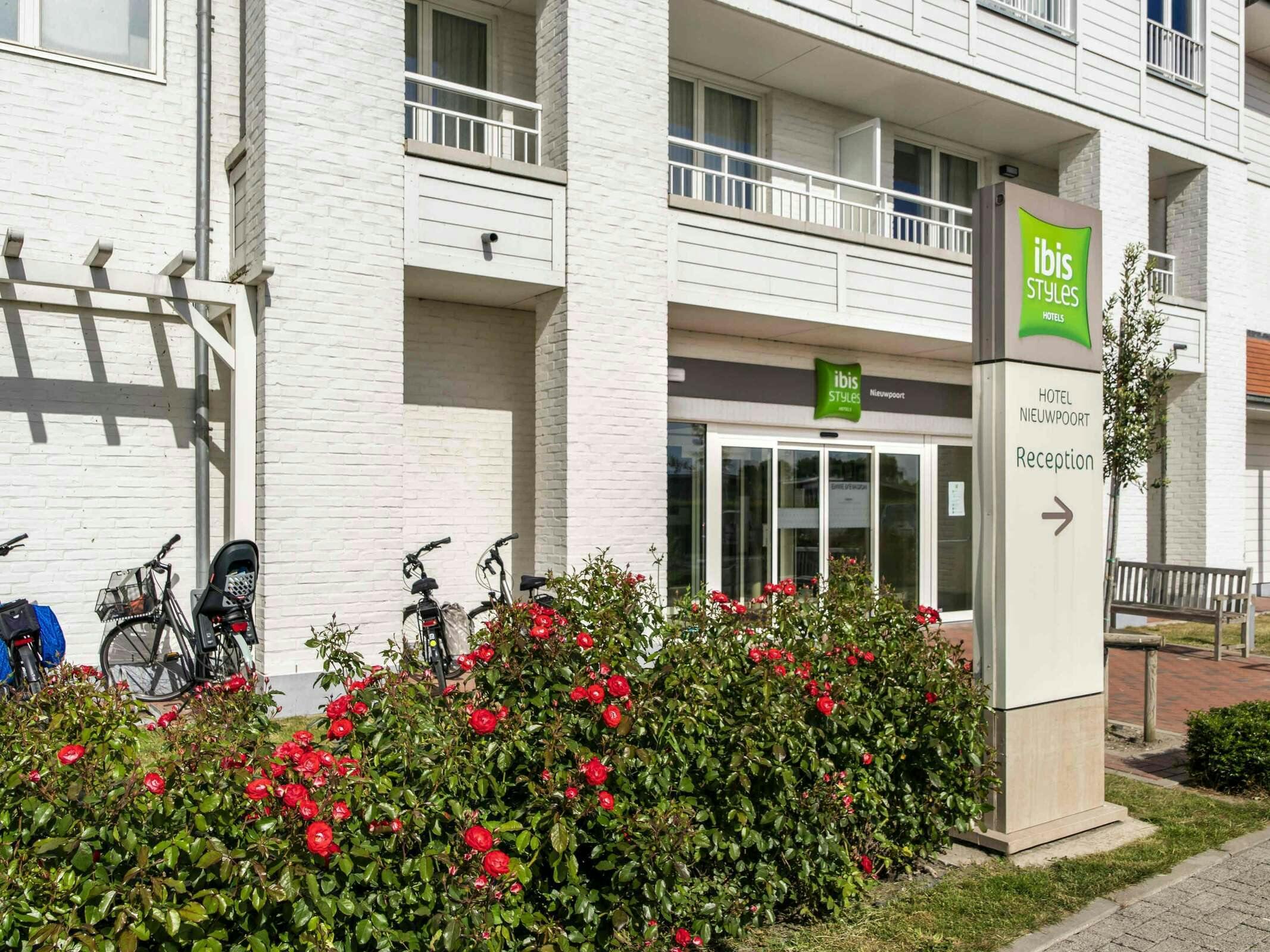 Hotel Ibis Styles Nieuwpoort photo 1