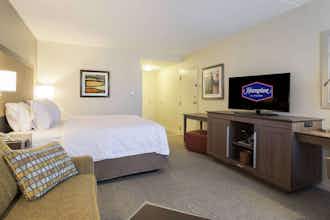 Hotel Hampton Inn by Hilton Waterville photo 1