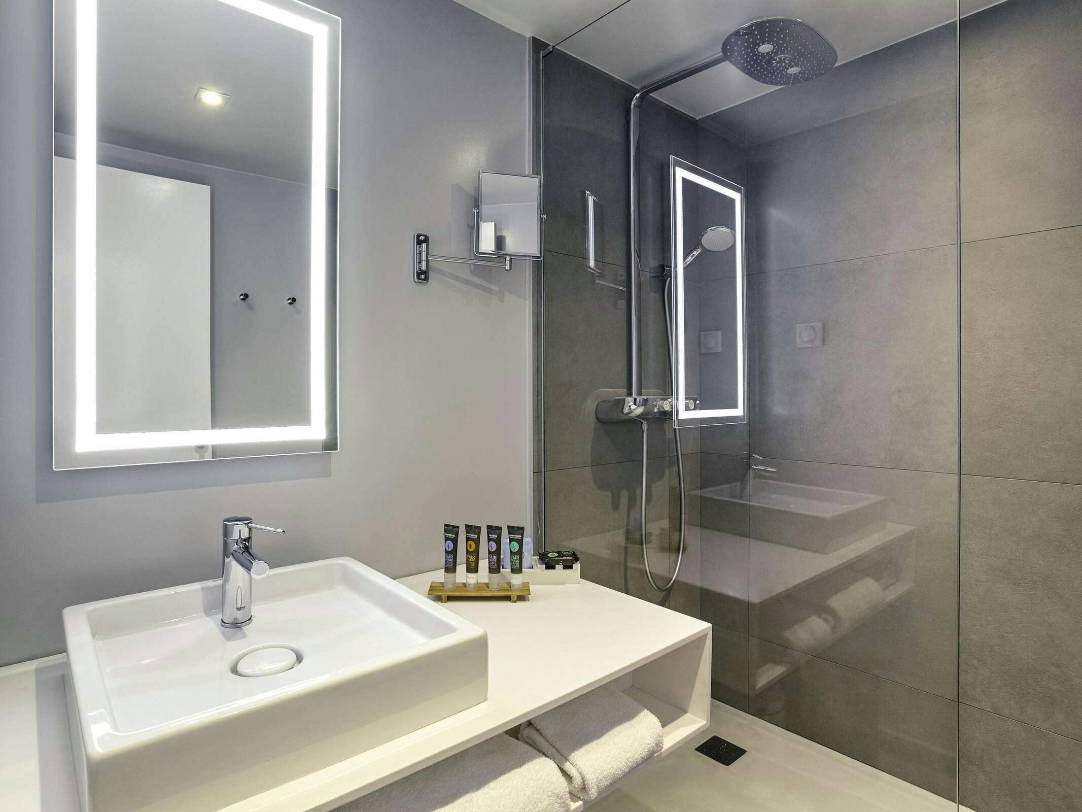 Hotel Novotel Saint Etienne Centre Gare photo 5