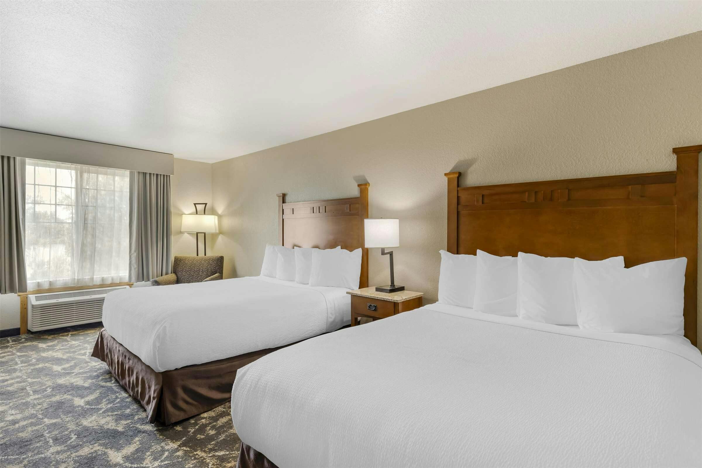 Best Western Plus Riverfront Hotel And Suites