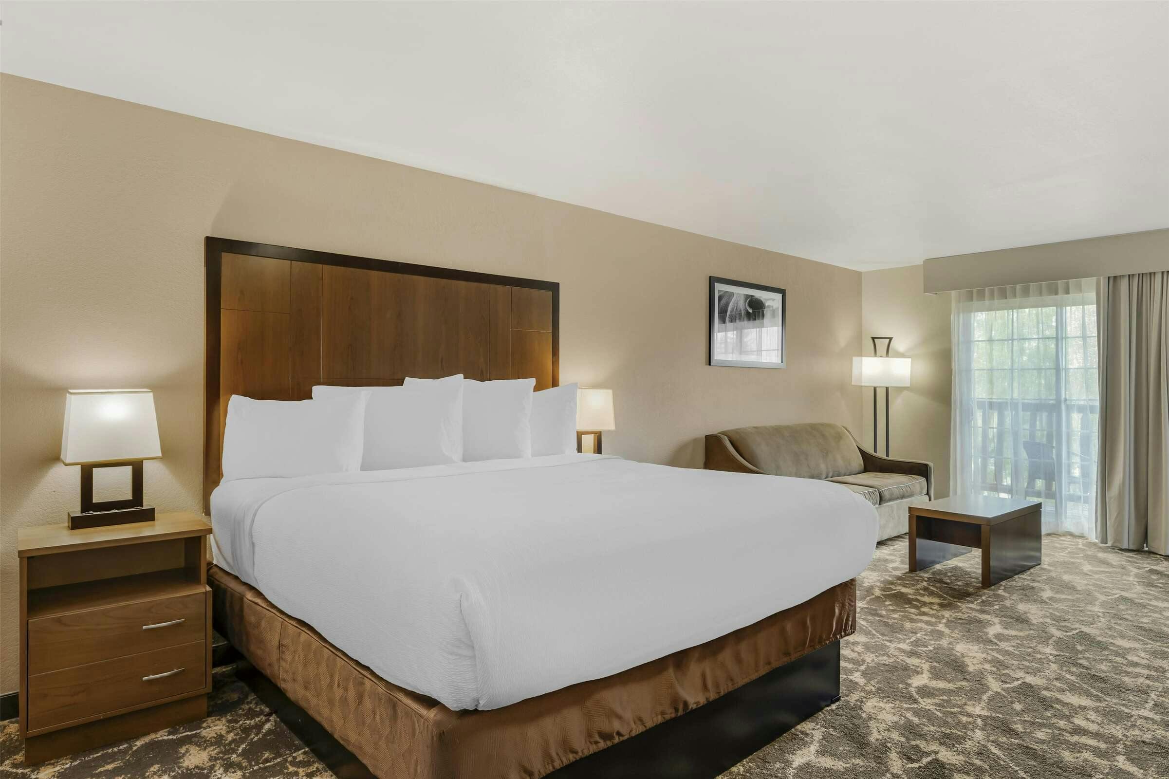 Hotel Best Western Plus Riverfront Hotel And Suites photo 3