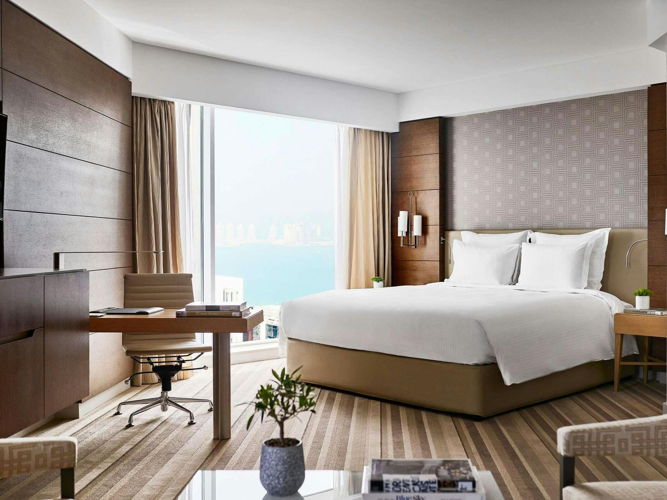 Hotel Pullman Doha West Bay photo 2