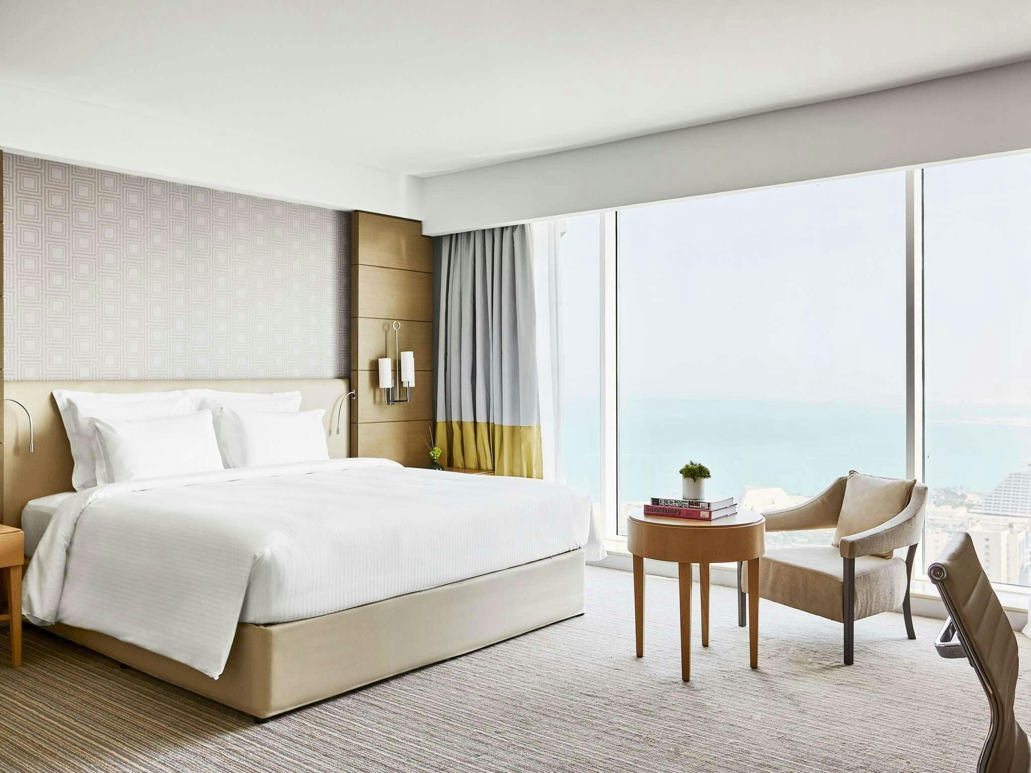 Hotel Pullman Doha West Bay photo 3