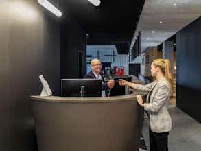 Hotel Ibis Duesseldorf Airport photo 2