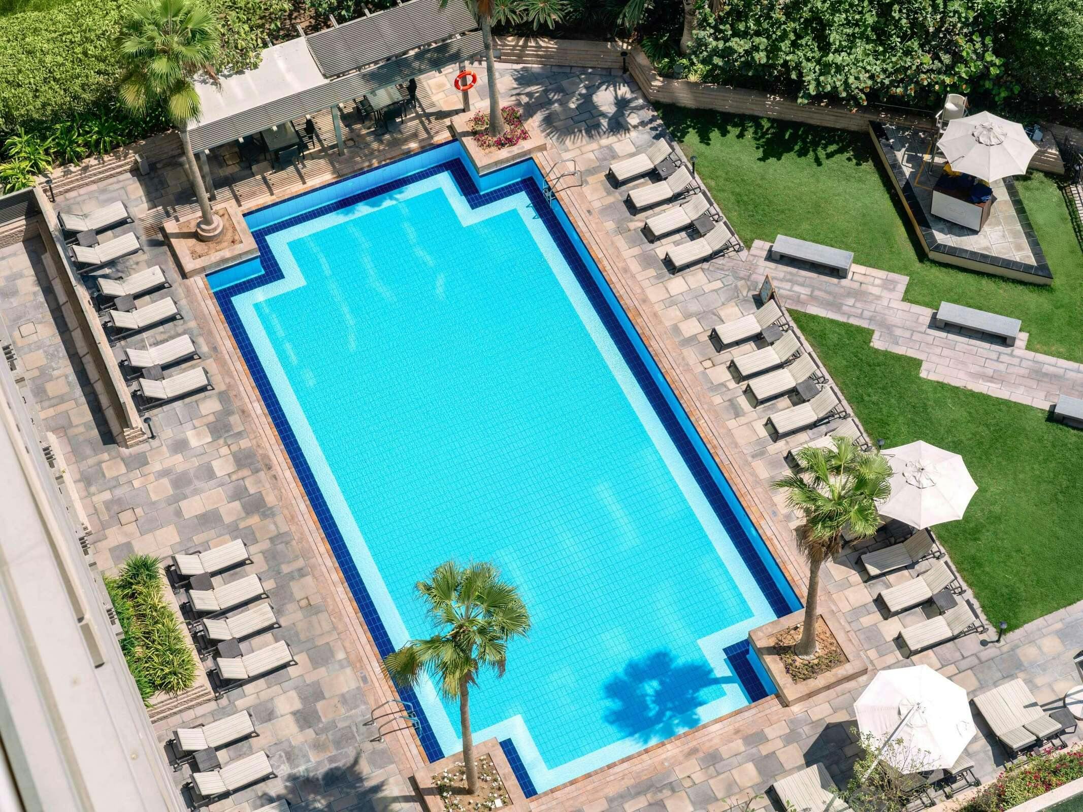 Hotel Swissotel Living Al Ghurair photo 1