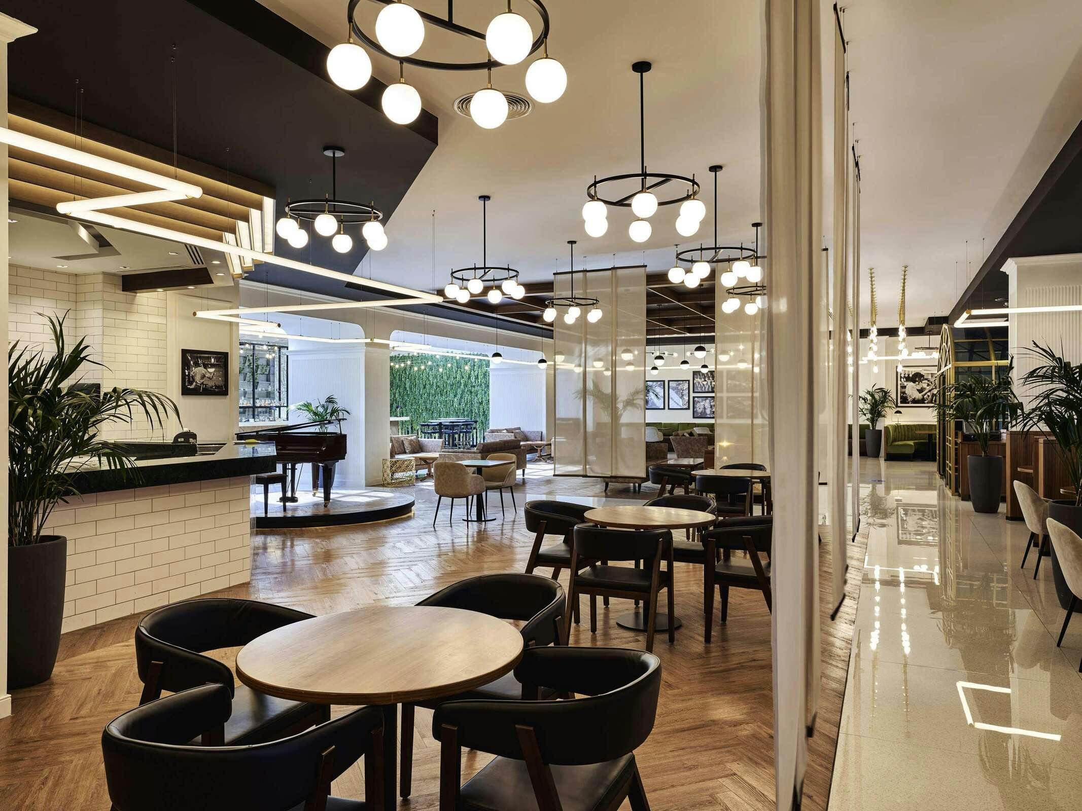 Hotel Fairmont Bab Al Bahr photo 1