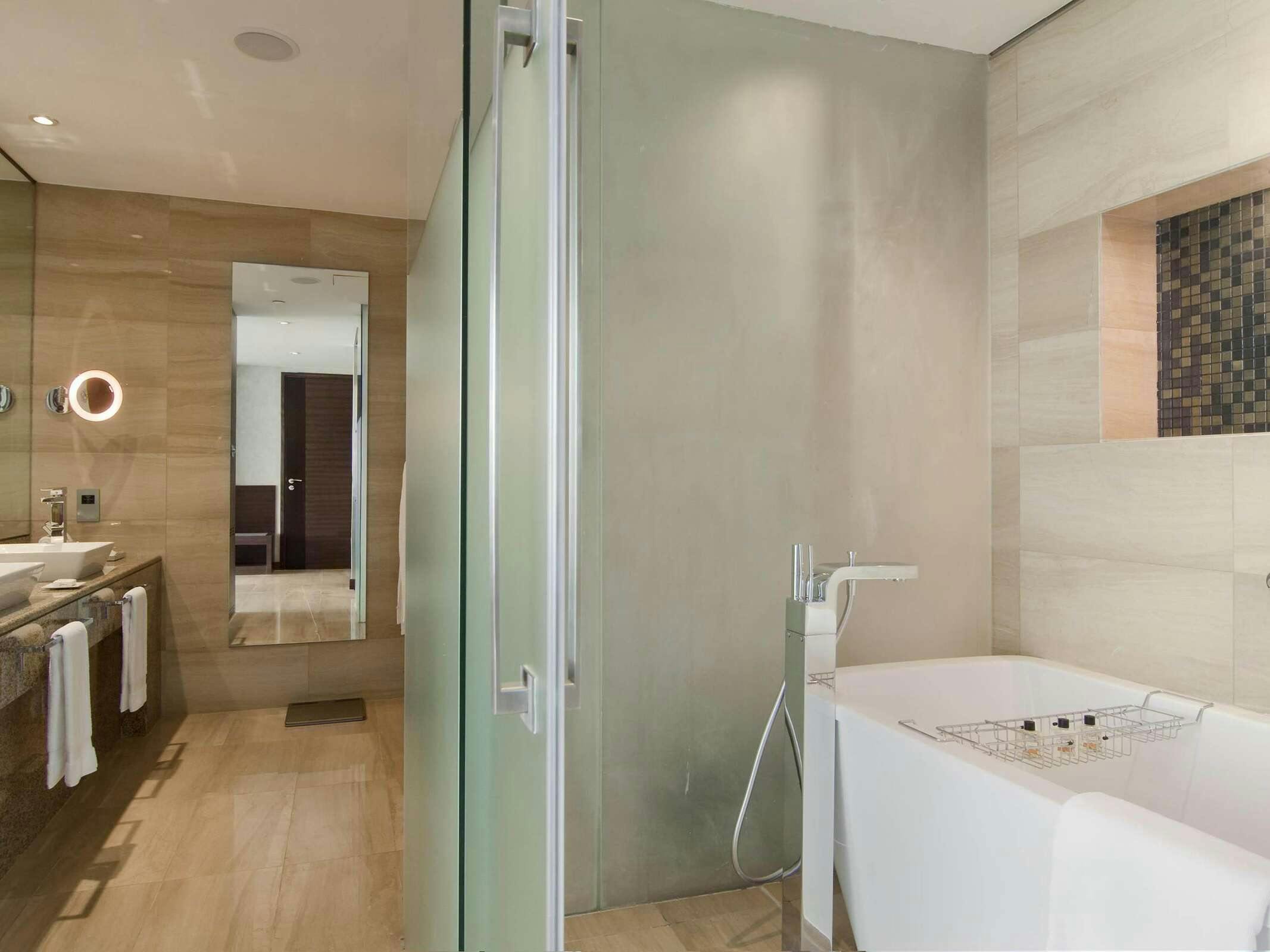 Hotel Fairmont Bab Al Bahr photo 5