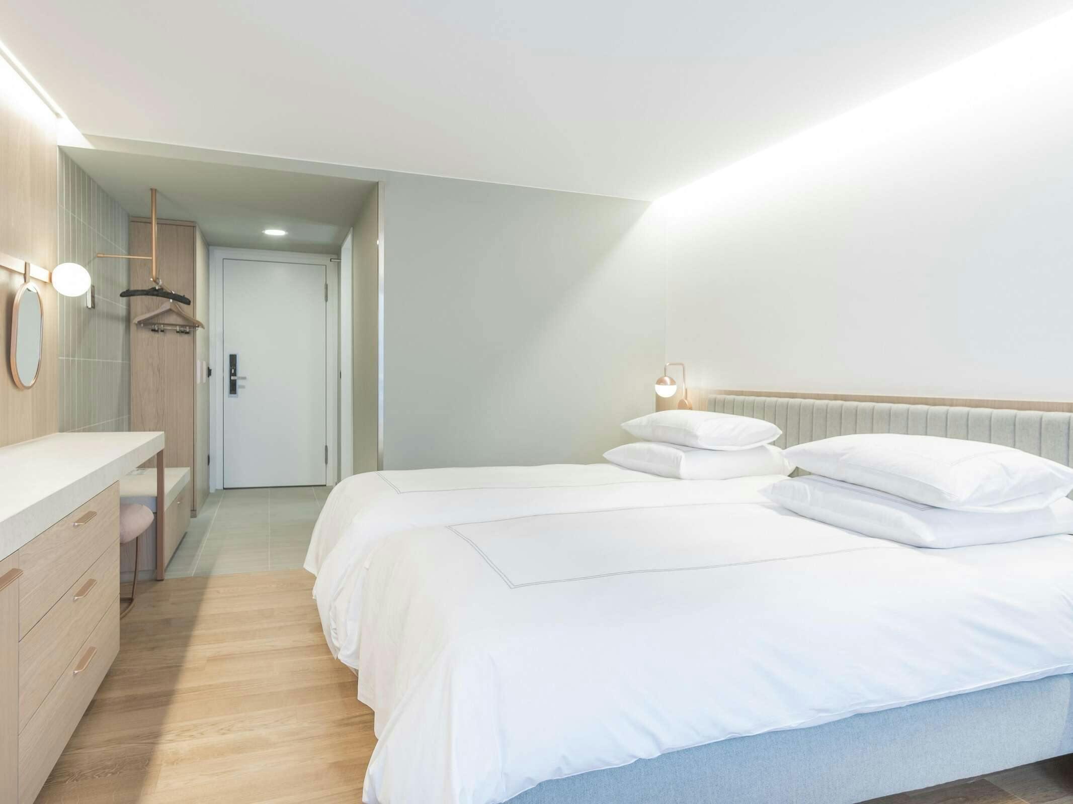 Hotel Swissôtel Kursaal Bern photo 4