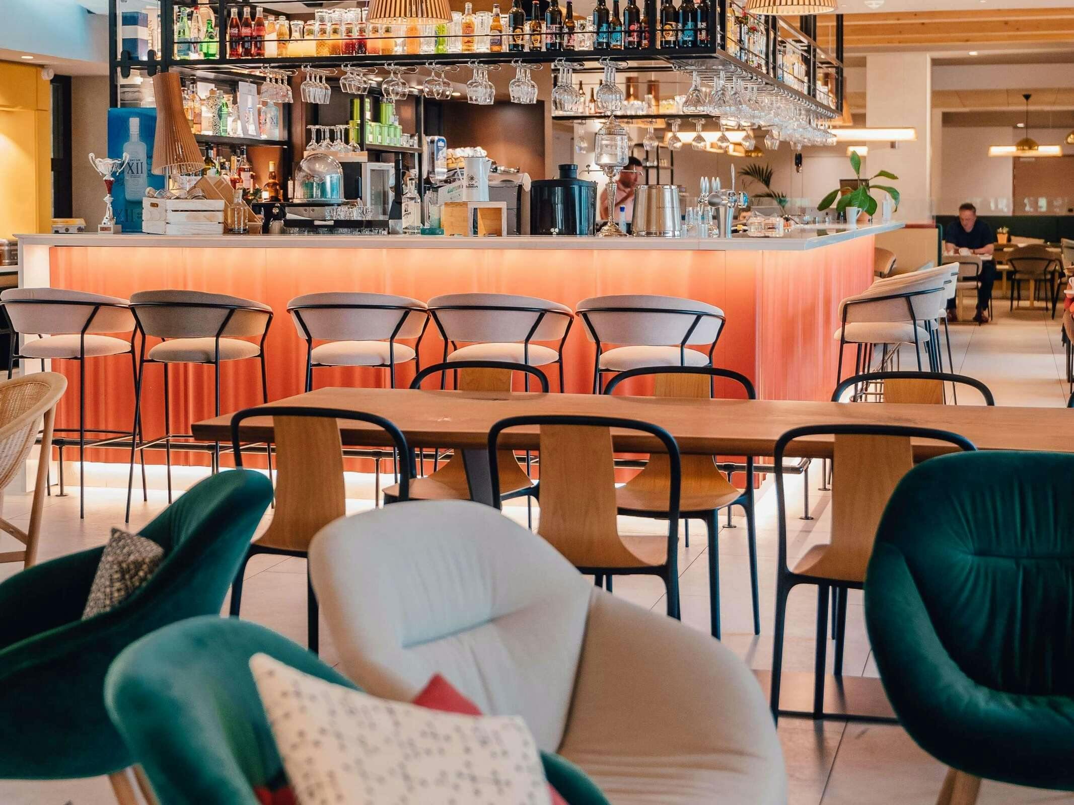 Hotel Mercure Avignon Gare Tgv photo 4