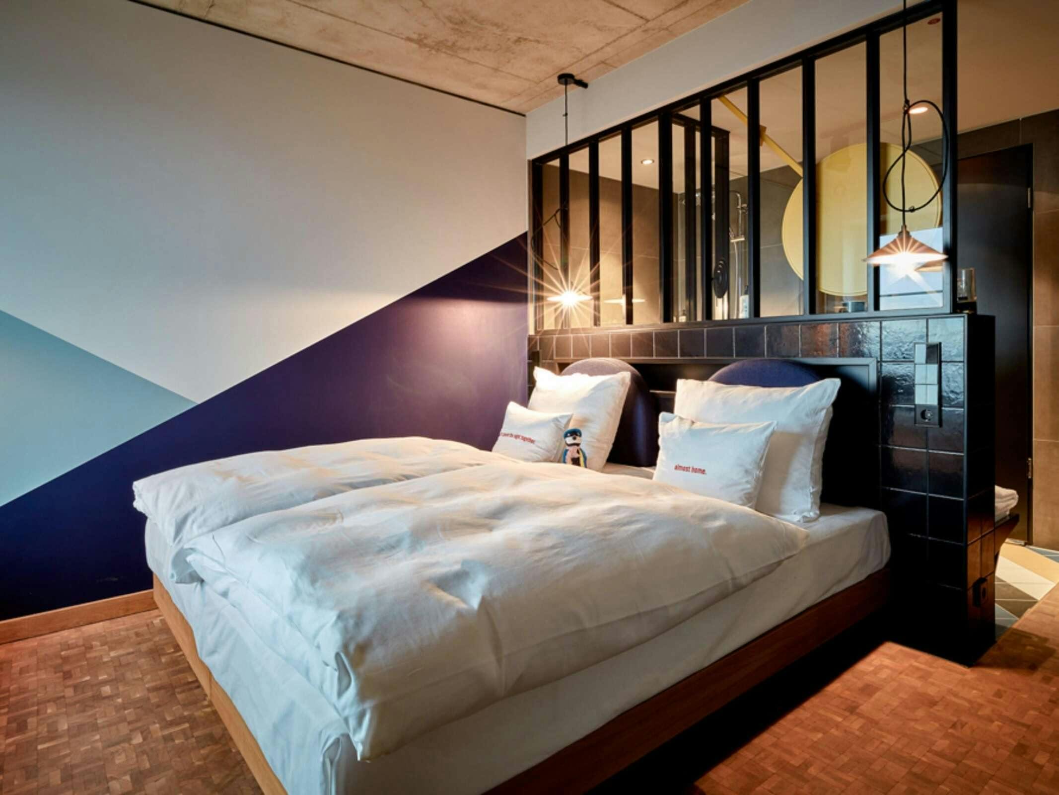 Hotel 25hours Hotel Duesseldorf Das Tour photo 3