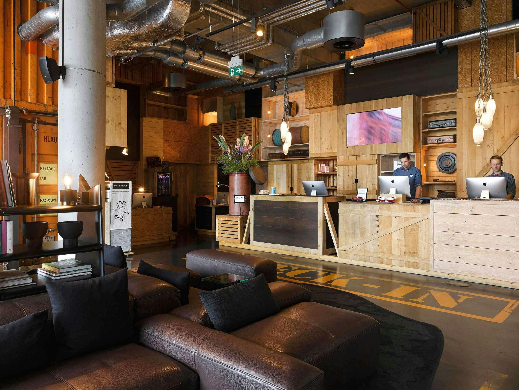 Hotel 25hours Hotel Hamburg HafenCity photo 2