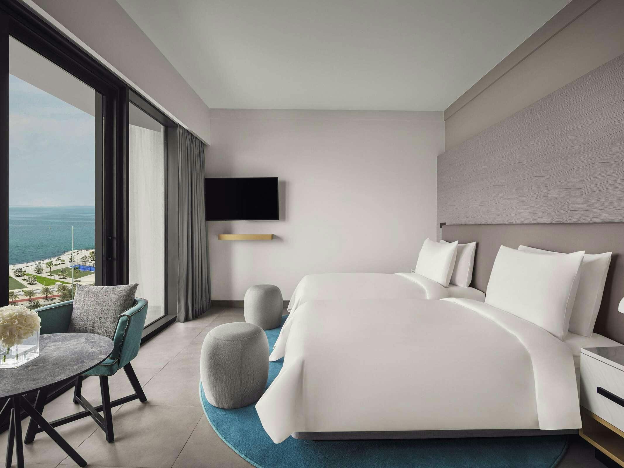 Hotel Mövenpick Resort Al Marjan Island photo 5