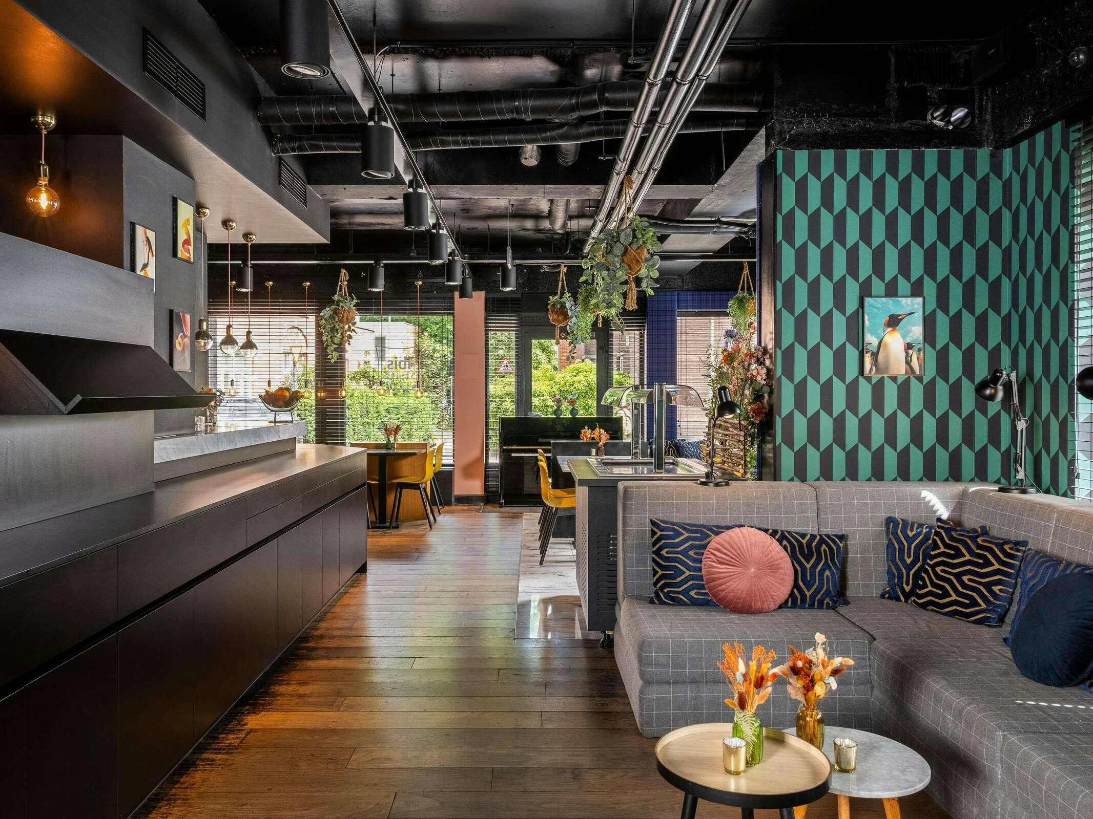 Hotel Ibis Styles Hasselt City Centre photo 3