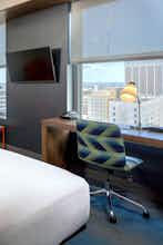 Hotel Aloft New Orleans Downtown photo 2