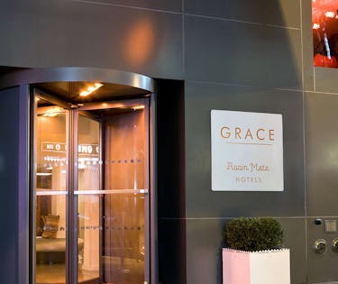 Room Mate Grace Private Bunk 3 Pers New York City