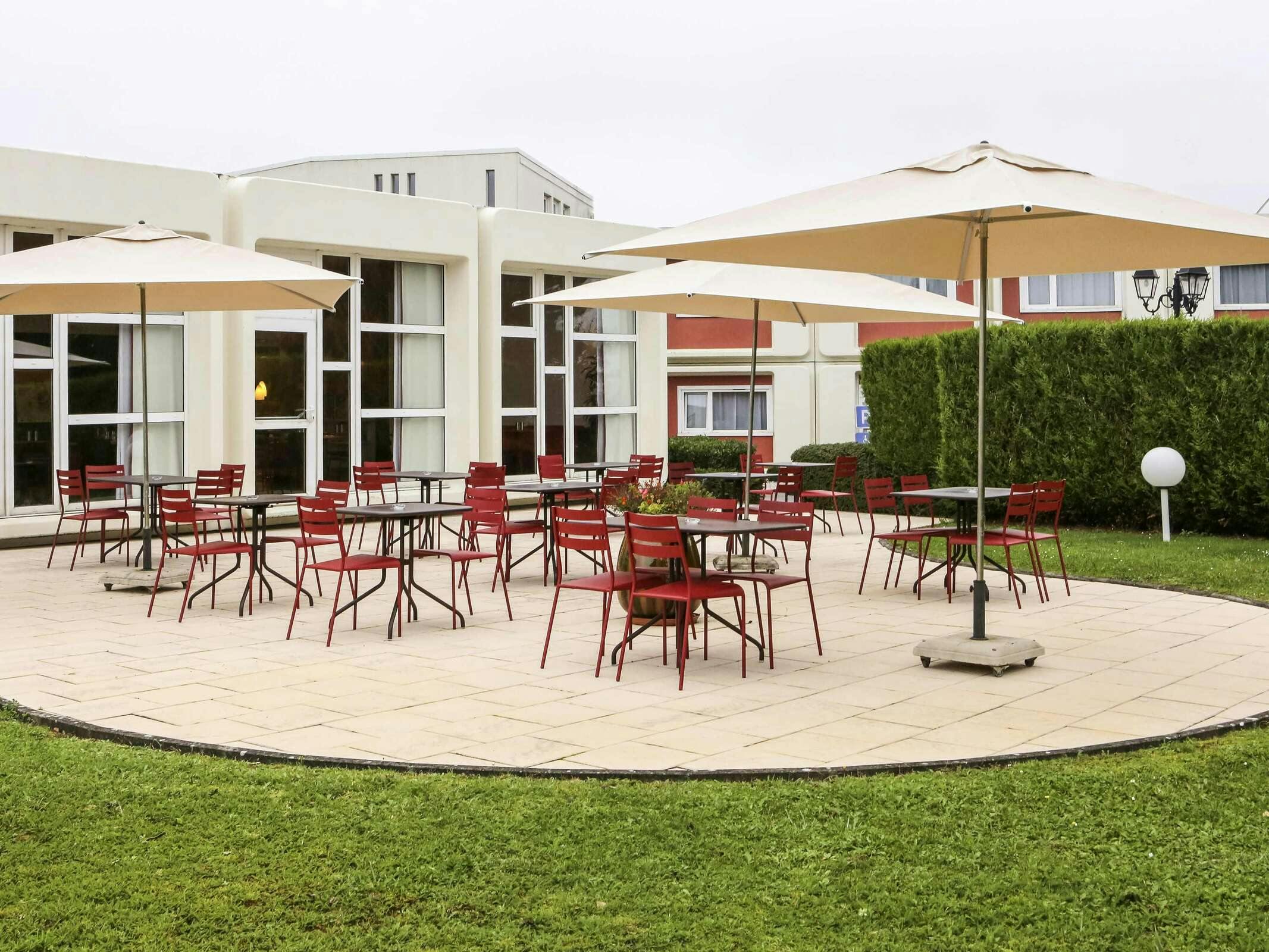 Hotel Ibis Charleville Mézières photo 2