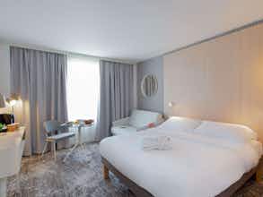 Hotel Novotel Pont de L'Arc Fenouillères photo 5