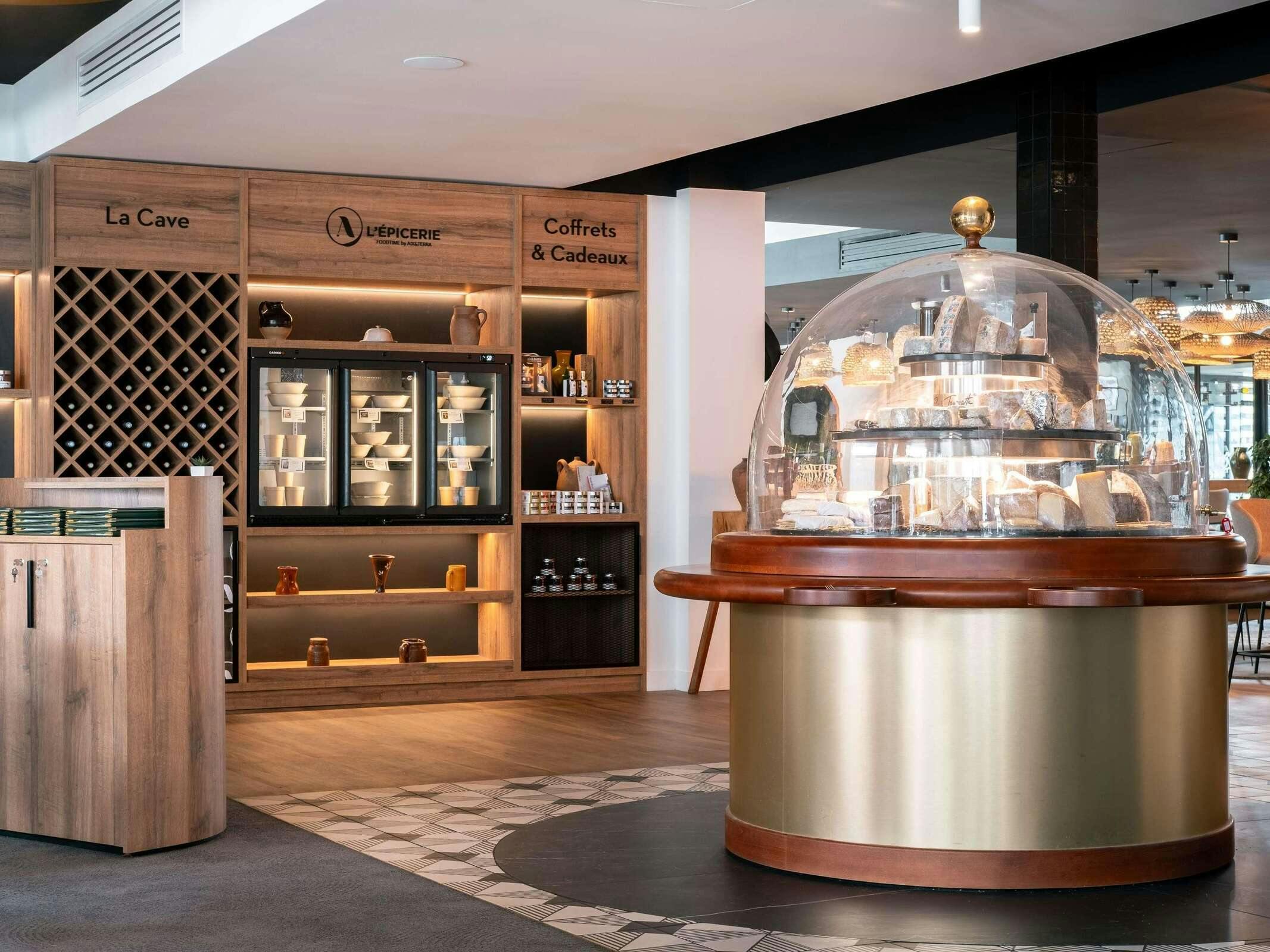 Hotel Novotel Chartres photo 2