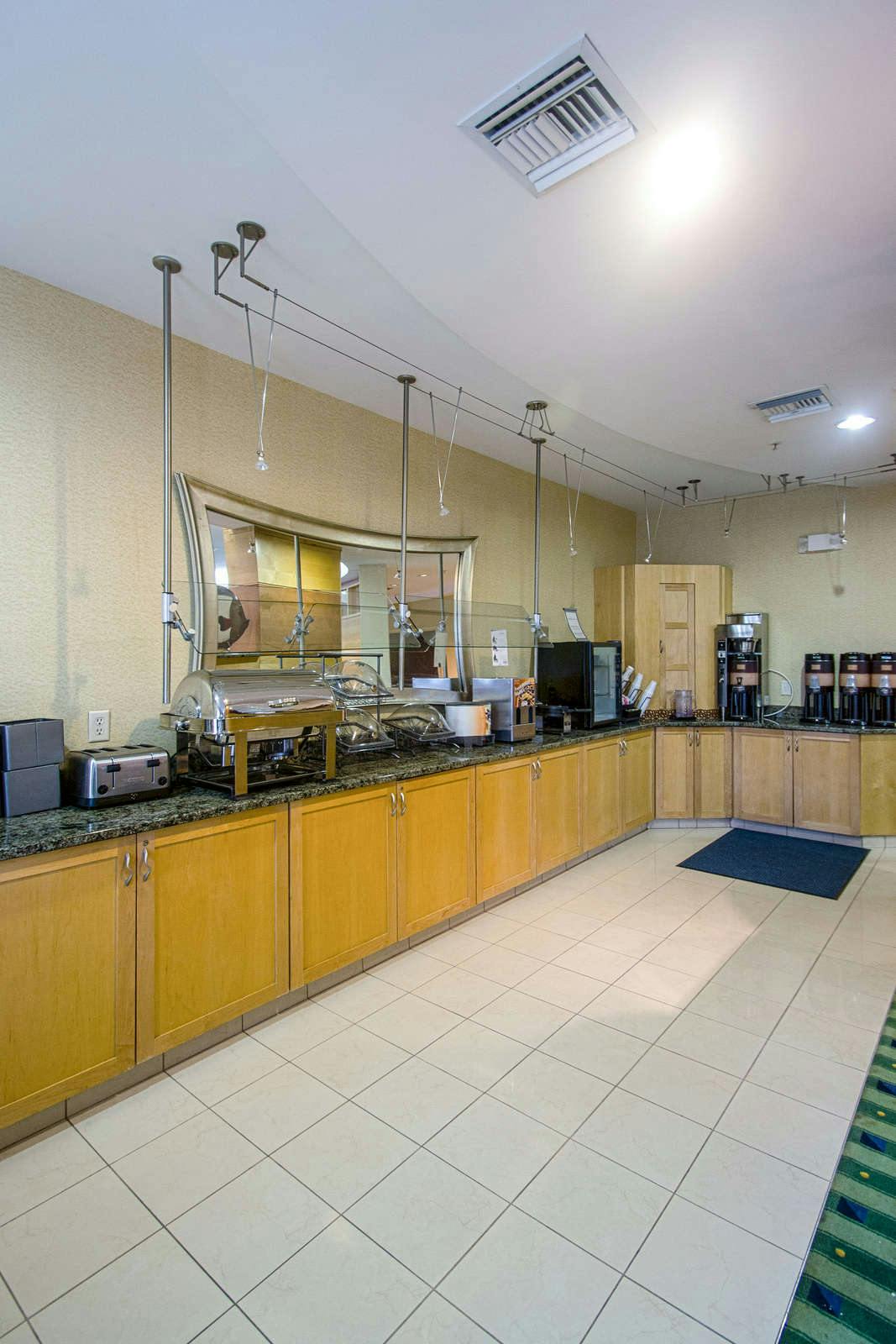 Hotel SpringHill Suites St. Petersburg Clearwater photo 2