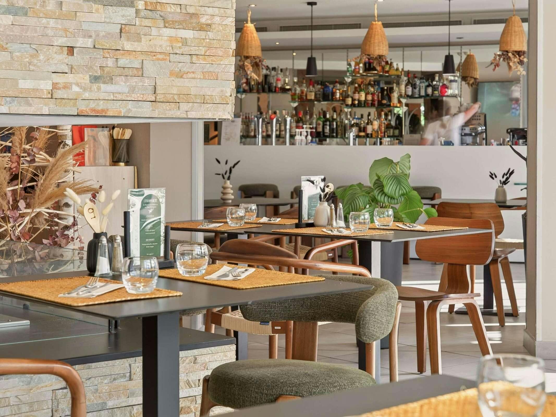 Hotel Novotel Pau Lescar photo 3