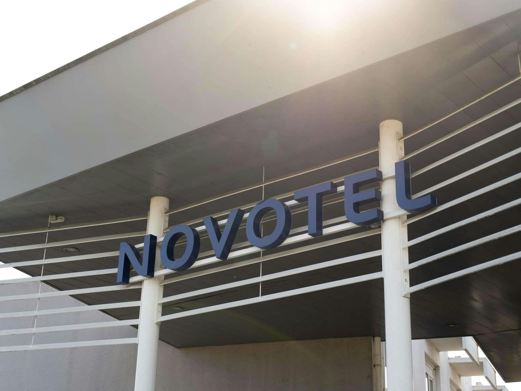 Hotel Novotel Pau Lescar photo 5