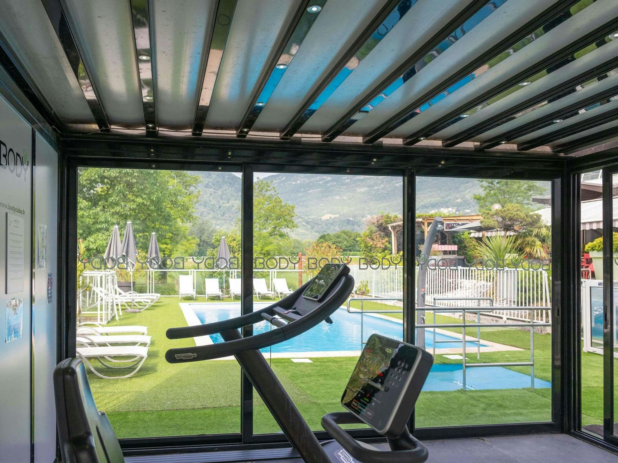 Hotel Novotel Grenoble Nord Voreppe photo 5