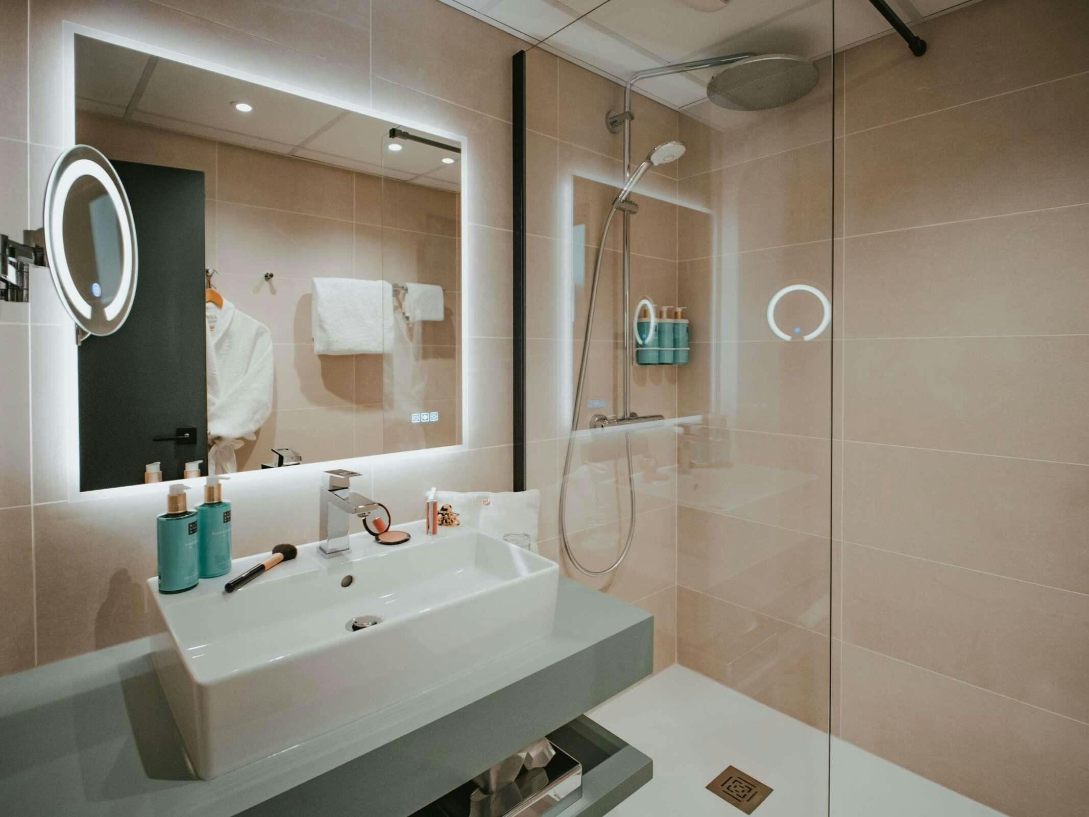 Hotel Novotel Lens Noyelles photo 5