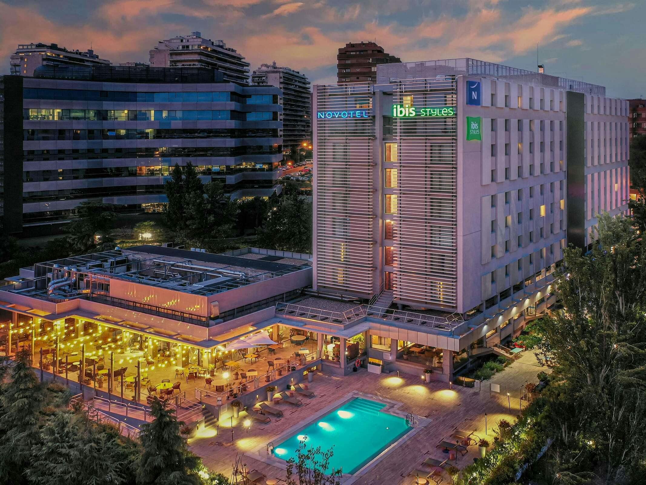 Hotel Novotel Madrid Puente De La Paz photo 4